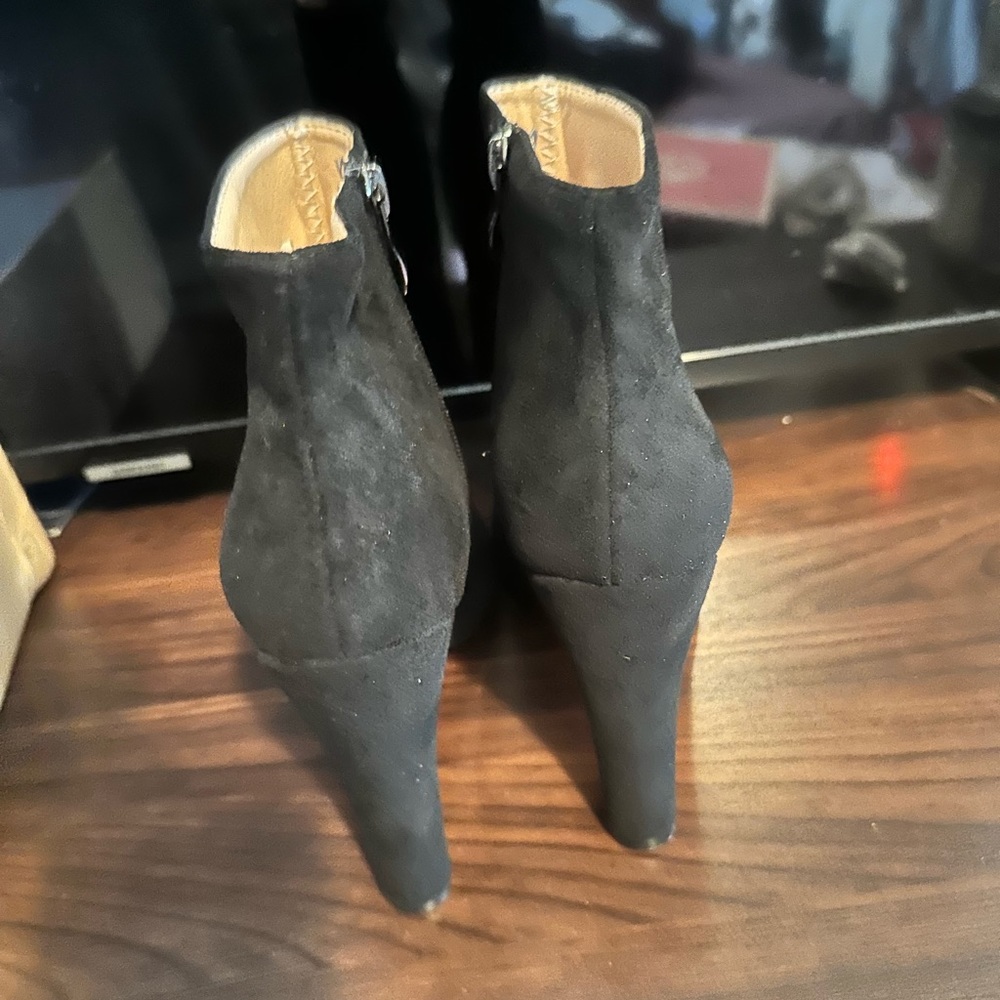 Booties - Picture 3 of 5